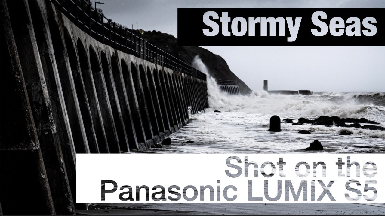 Panasonic LUMIX S5 Footage. Stormy Seas at Folkestone