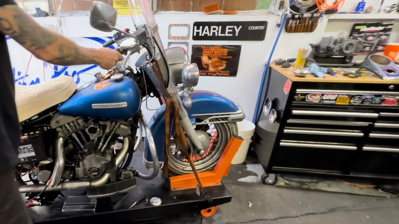 Barn Find 1974 Harley Davidson Shovelhead 1st Start!