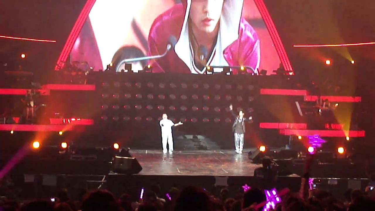 18/9 周杰倫2010香港演唱會 - 哈拉 + 菊花台 + (曾志偉 pt.1/2)