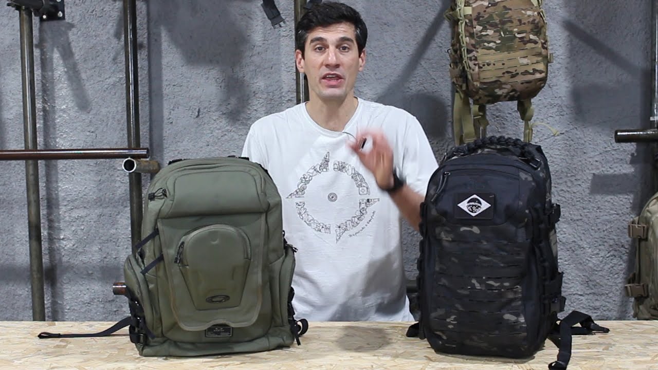 Comparativo Mochila Oakley X Mochila Militar