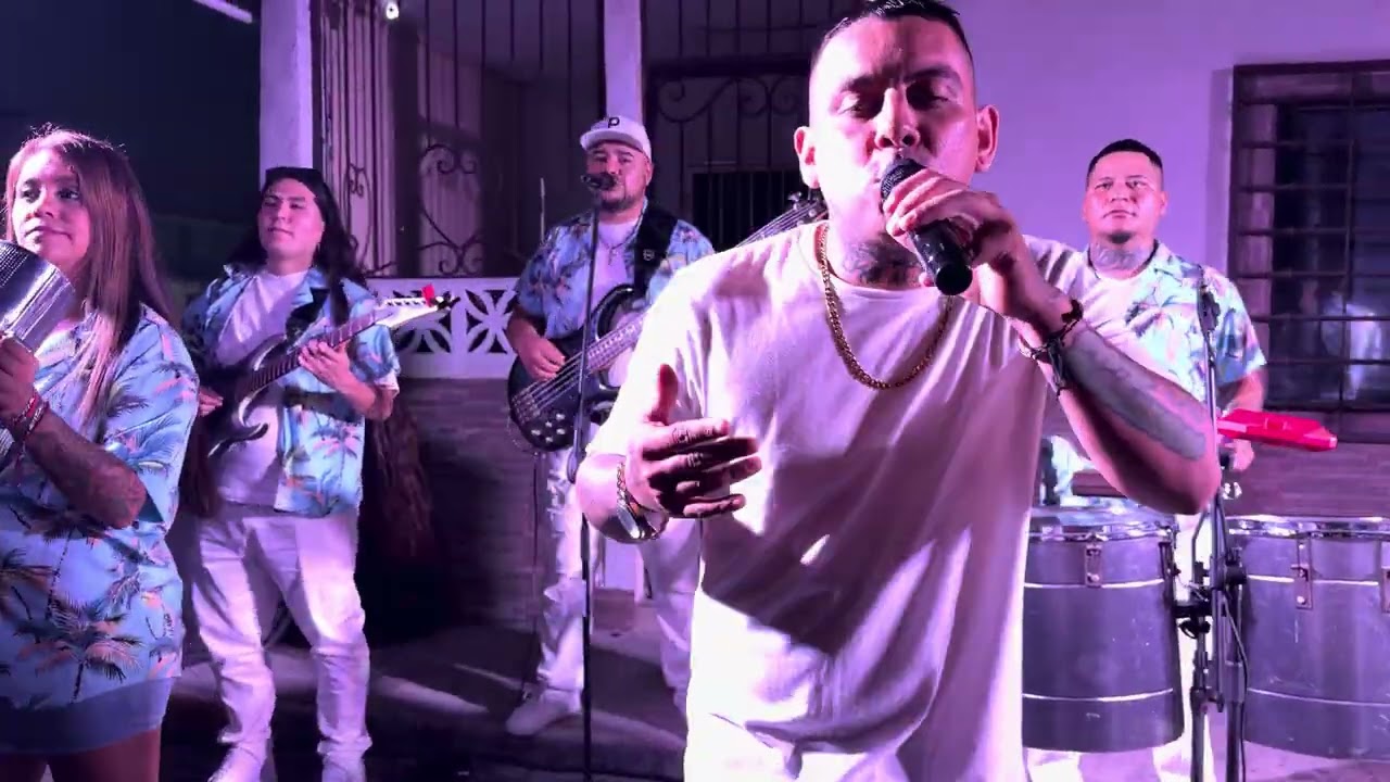 BESO SOBRE BESO-LOS PRINCIPES SABANEROS(AUDIO EN VIVO)