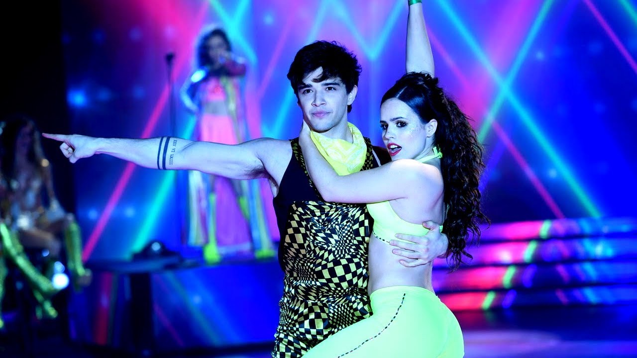 ¡Julián Serrano y Sofía Morandi bailaron Disco con la voz de Mery Granados!