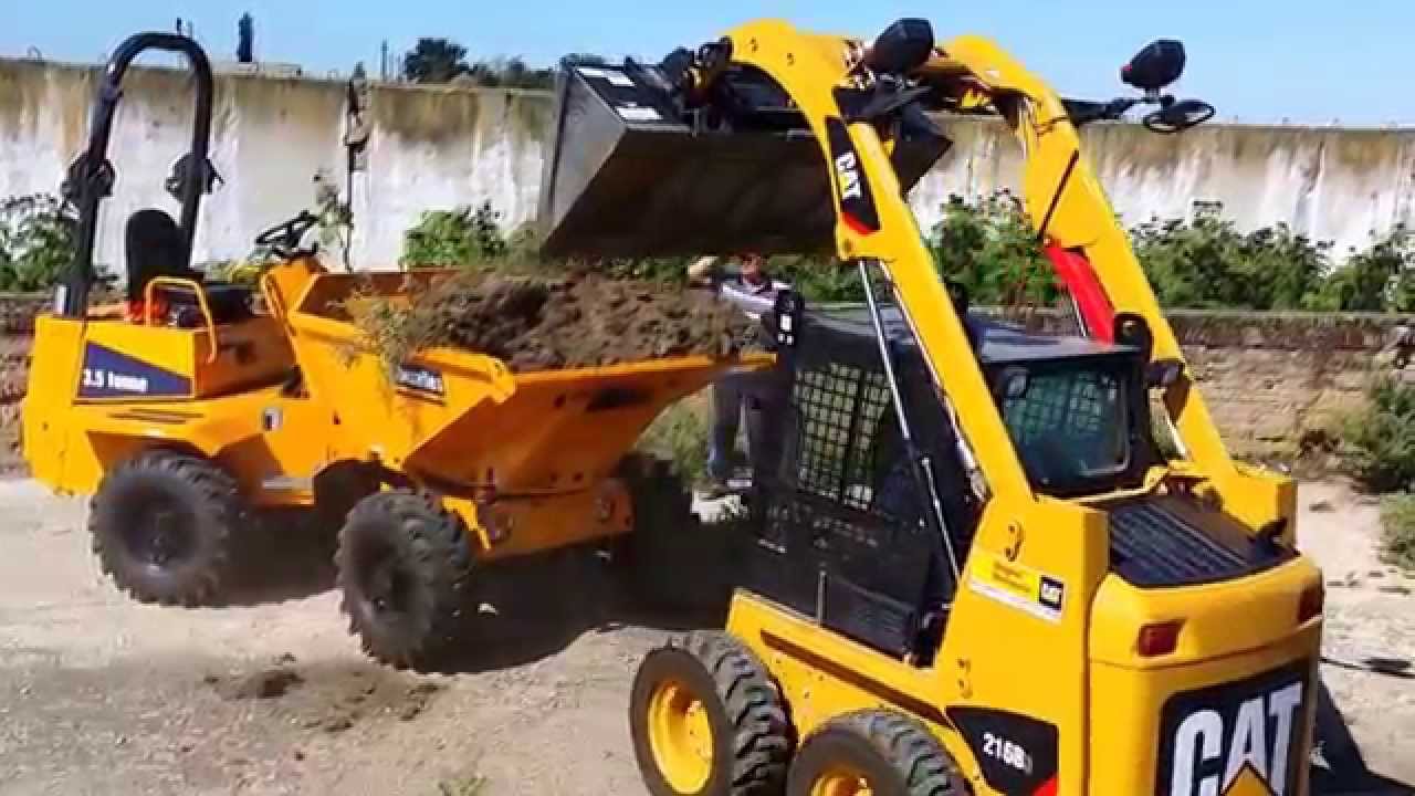 La prima utilizare,  dumper Thwaites,  Alldrive, Powerswivel, Hydrostatic,  3.5 tone