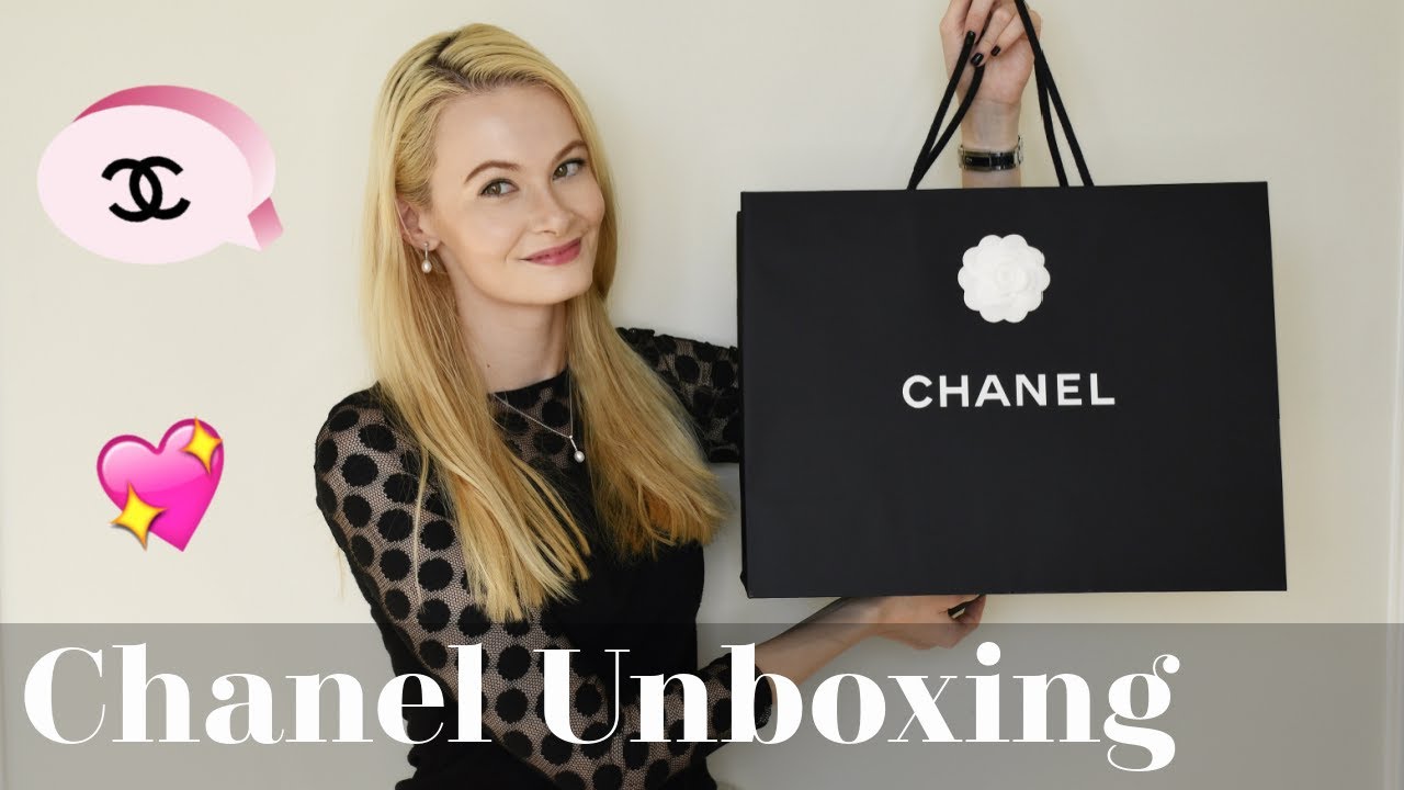 Chanel Bag Unboxing || First Impressions, Mod Shots