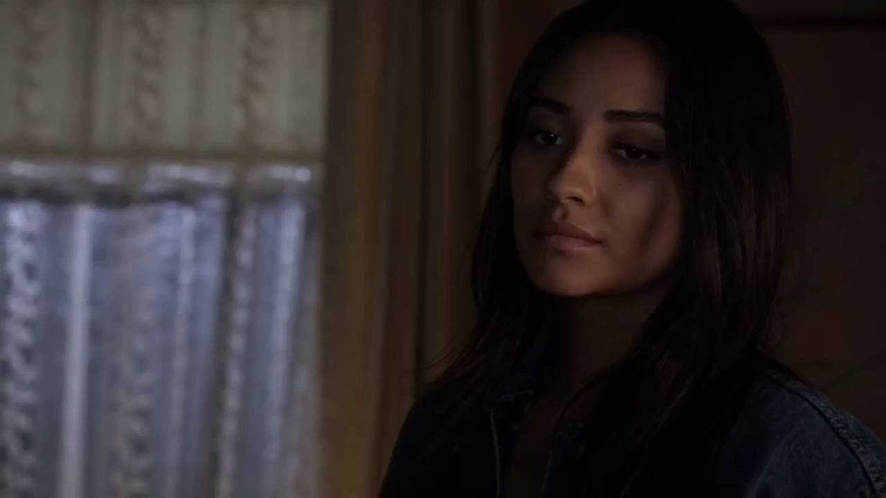 emily & alison (emison) - can't help falling in love with you