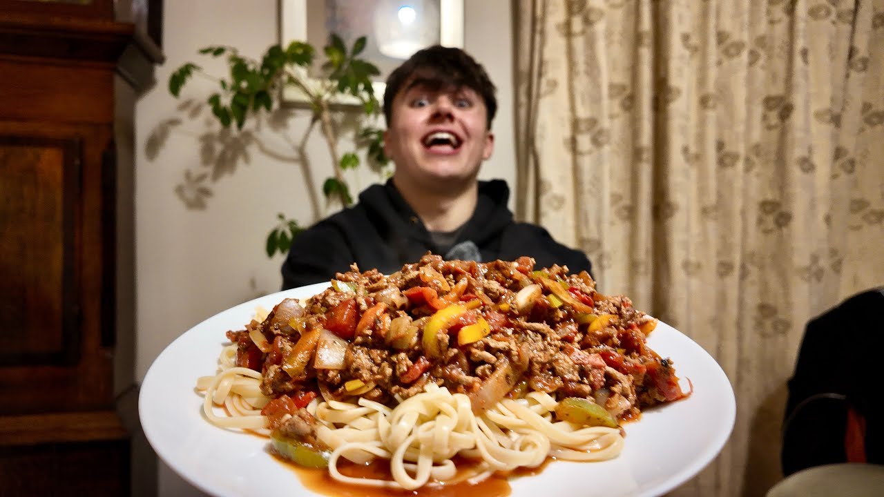 Everything I’m eating to drop bodyfat and put on muscle 