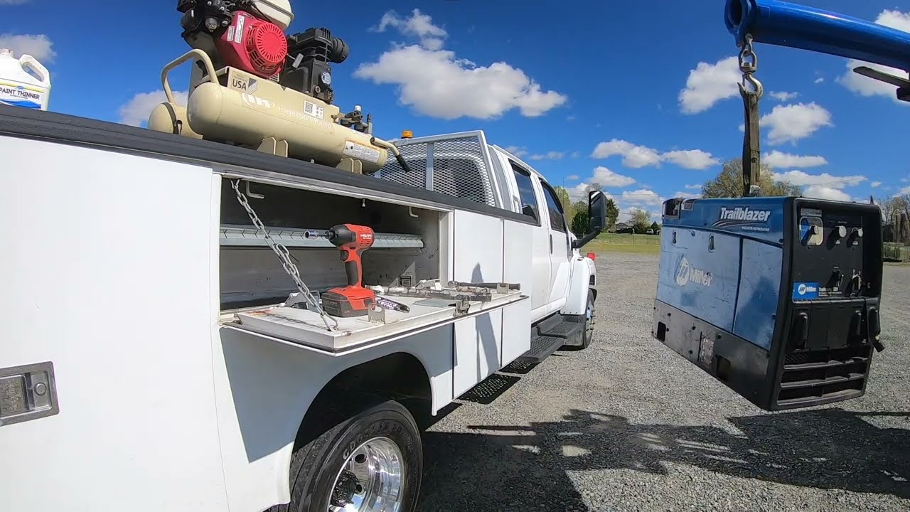 Setting up the service truck.. Chevrolet 5500 KODIAK