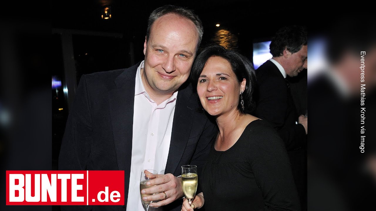 Verheiratet seit 1997 - Das ist die Frau von Oliver Welke