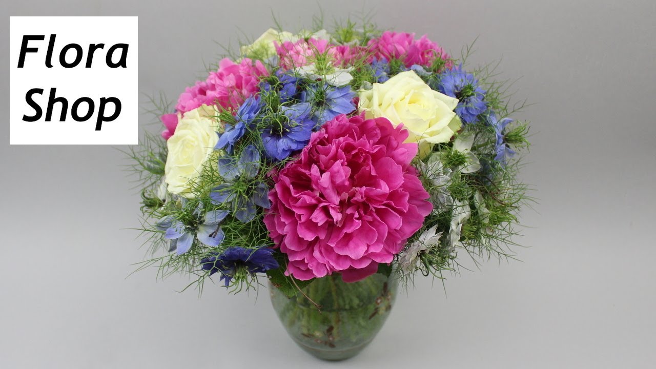 Blumenstrauß Kombination mit Blumen aus dem Blumengeschäft und Gartenblumen binden ❁ Flora-Shop