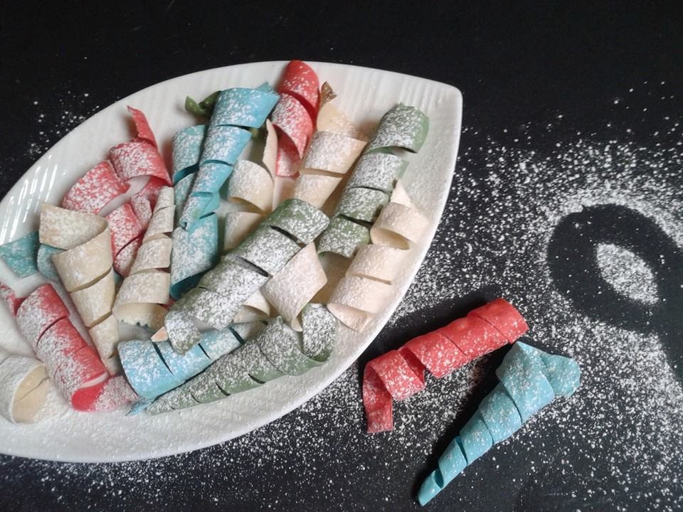 STELLE FILANTI DOLCE DI CARNEVALE, RICETTA SEMPLICE