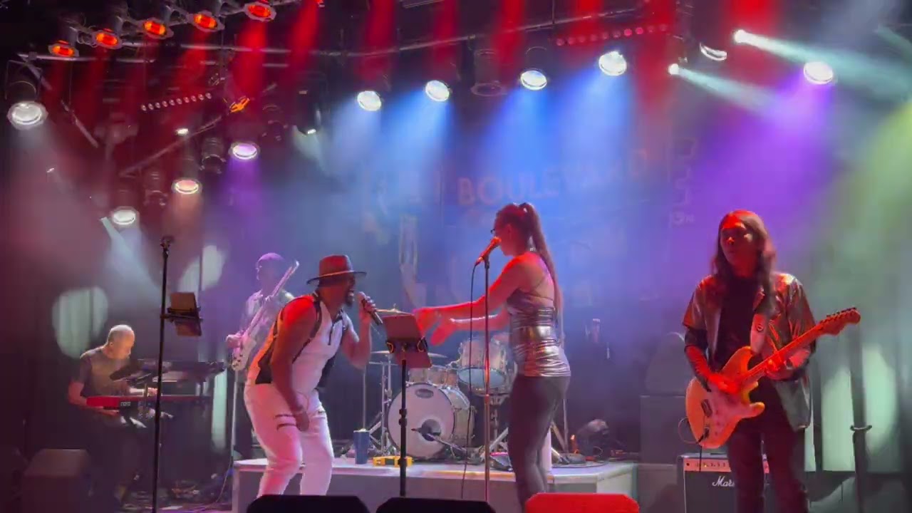 Kung Fu Fighting (Live Performance) | Hollywood Blvd Band Live at Eastside Bar & Grill