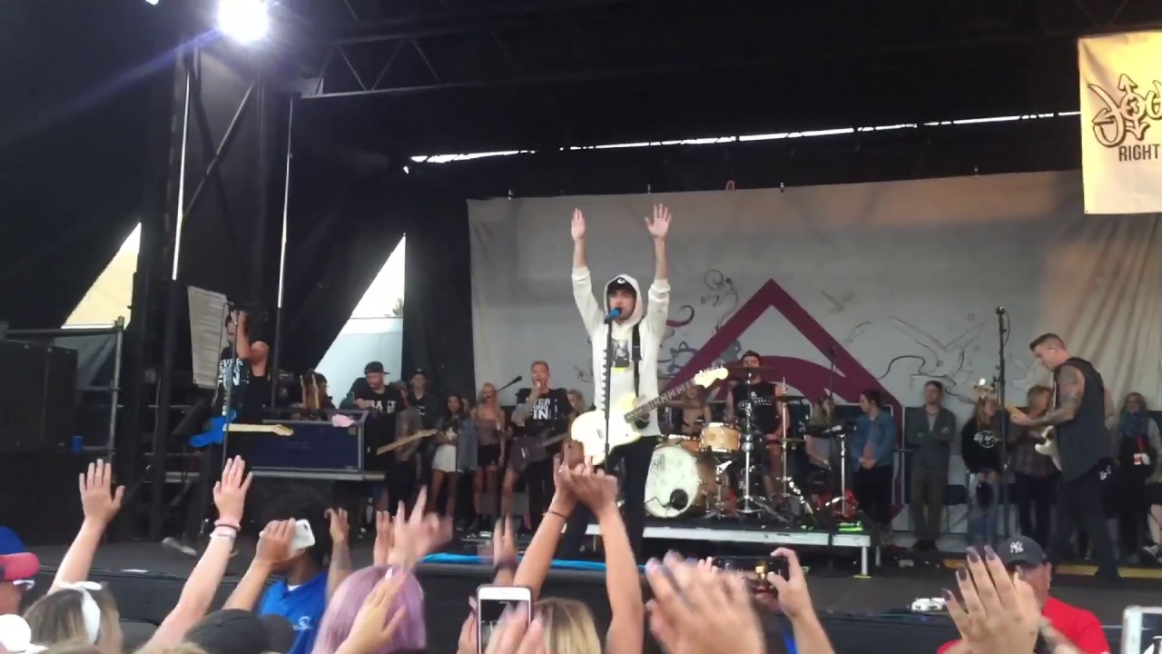 All Time Low - Dark Side Of Your Room - Vans Warped Tour - Ventura, CA 6/24/18