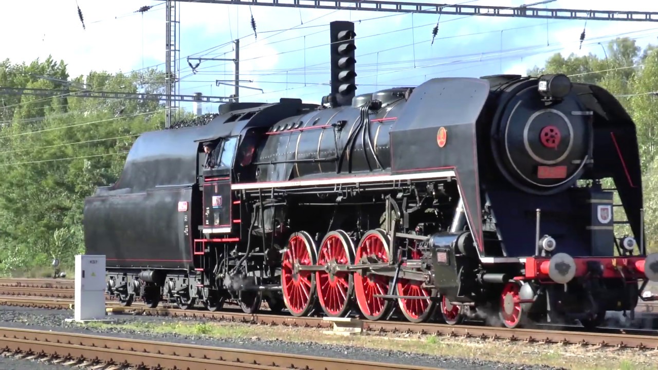 Steam locomotive 475.1 