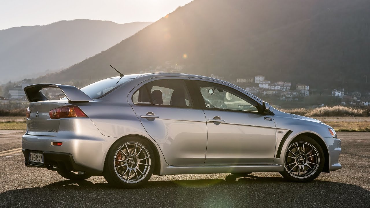 Mitsubishi Lancer EVO X: как обновить последнюю Evolution - Davide Cironi