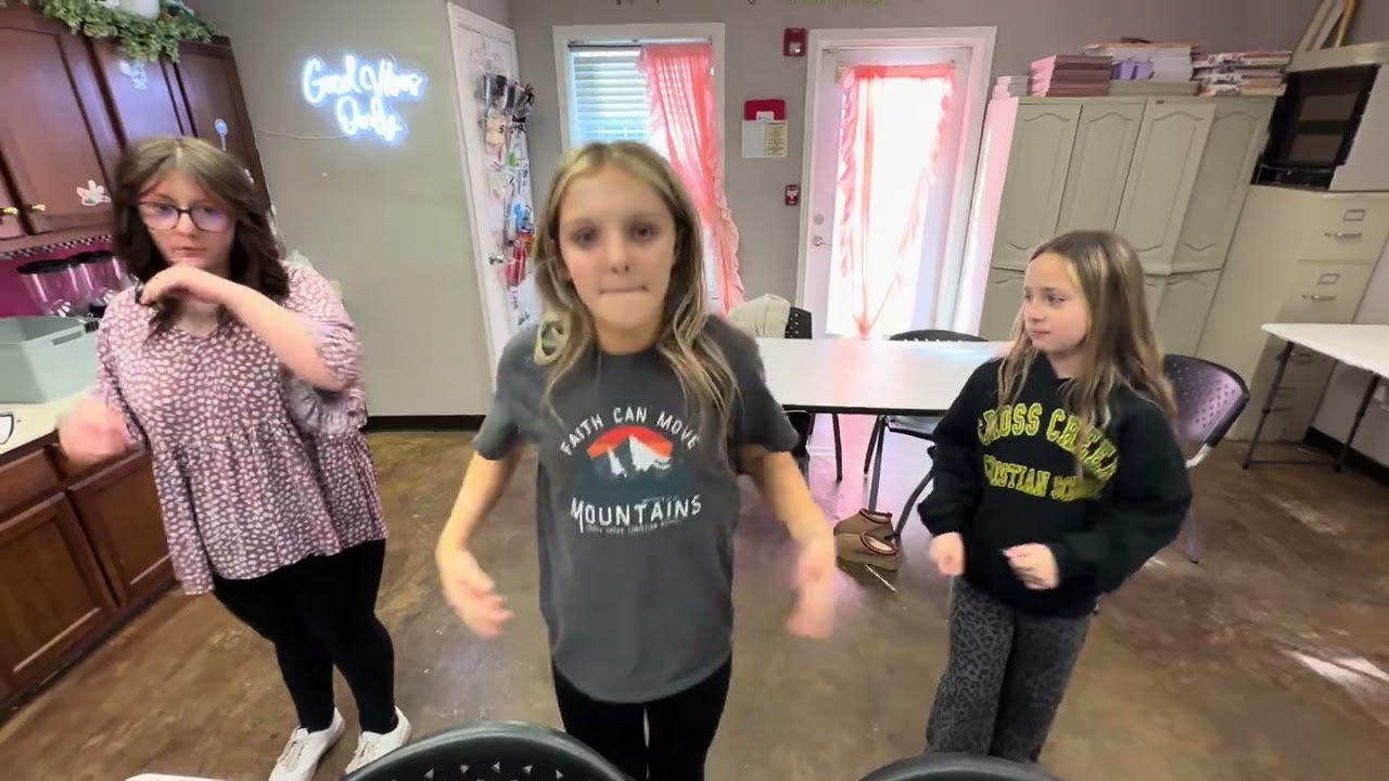 You’re Never Fully Dressed Without a Smile Choreography for Annie Jr