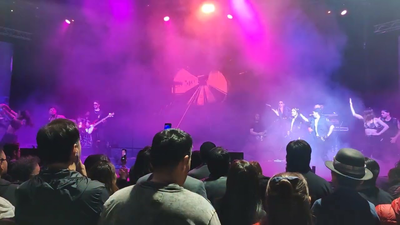 Lenny Jay en el Teatro Caupolicán de Chile: Bad - Final el concierto - This is Michael - HD HQ