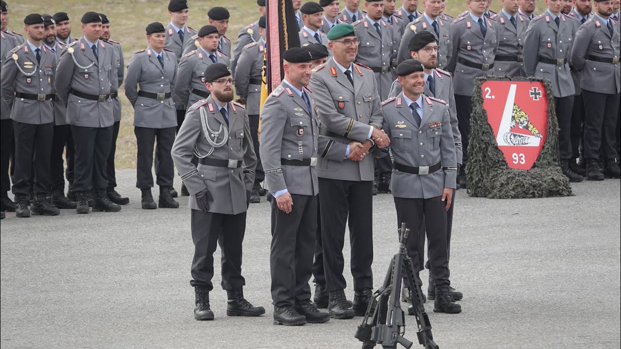 Feierliche Bataillonsübergabe PzLehrBtl 93 in Munster
