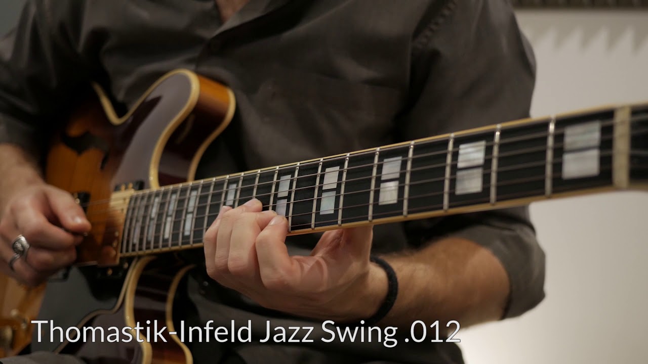 Thomastik Flatwound vs Elixir Roundwound Guitar Strings On A 335 Type Guitar