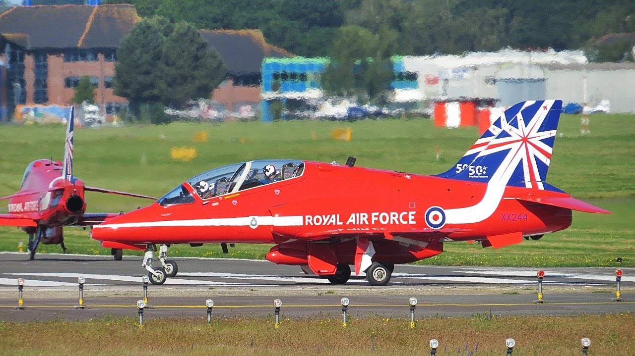 Red Arrows Arrival and Departure, Bournemouth Airport 2014
