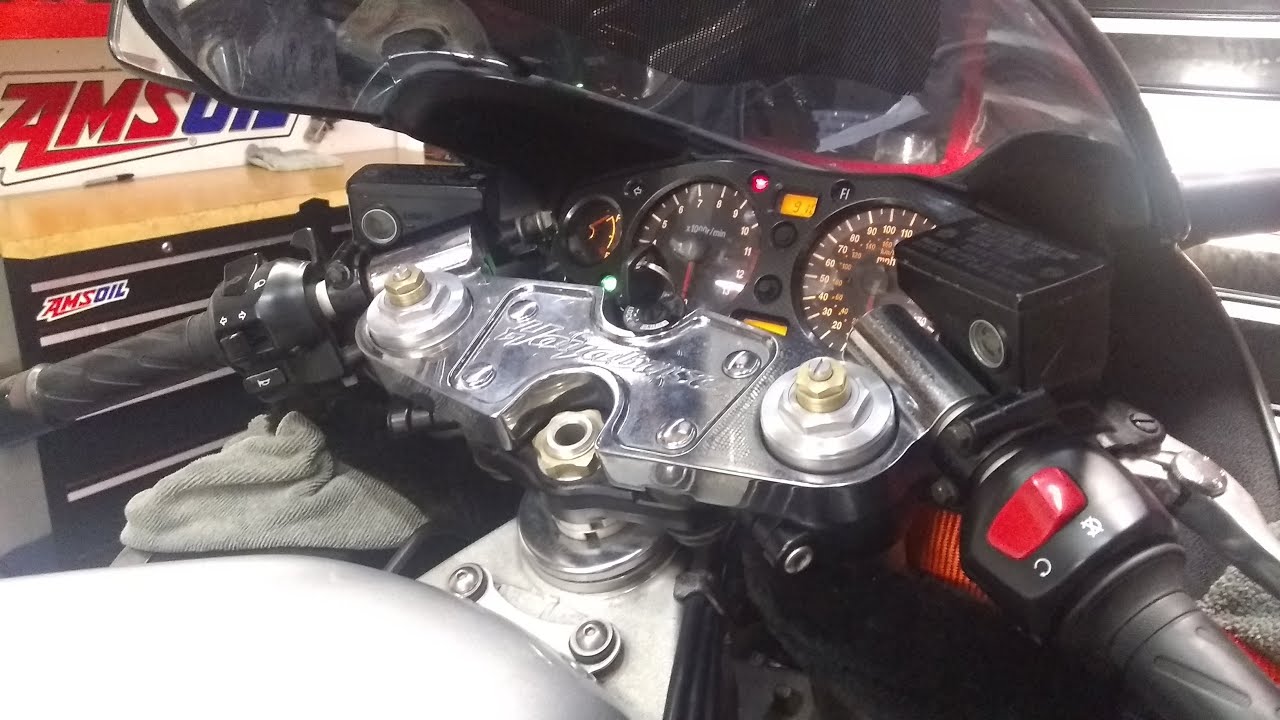 Factory Suspension Setup on Suzuki Hayabusa