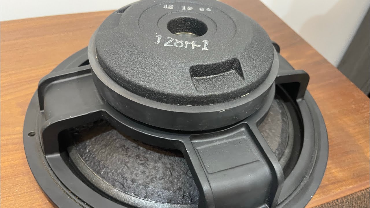 chỉ hơn 20 triệu mà JBL L100 Century phải chạy xa khi gặp em nó-Test JBL 120TI