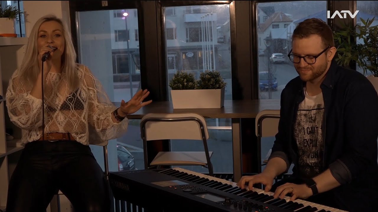 Yndislegt L&iacute;f - Helga Ingibj&ouml;rg og Birgir &THORN;&oacute;risson