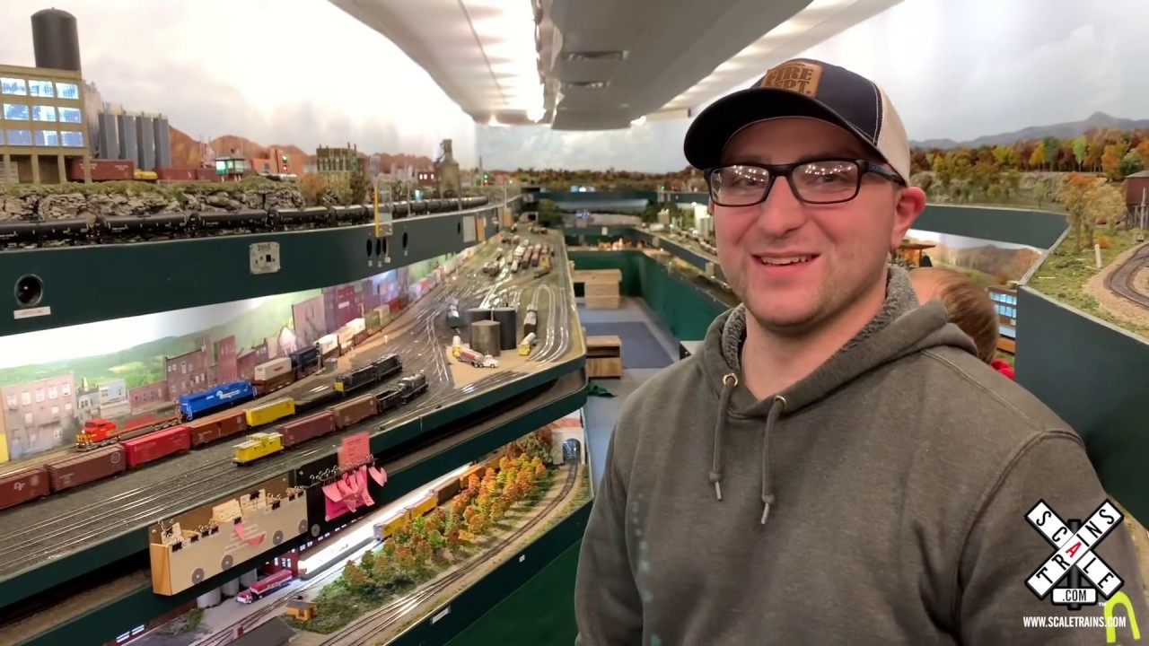 ScaleTrains 31K Gallon Tank Train at Blissfield Model RR Club