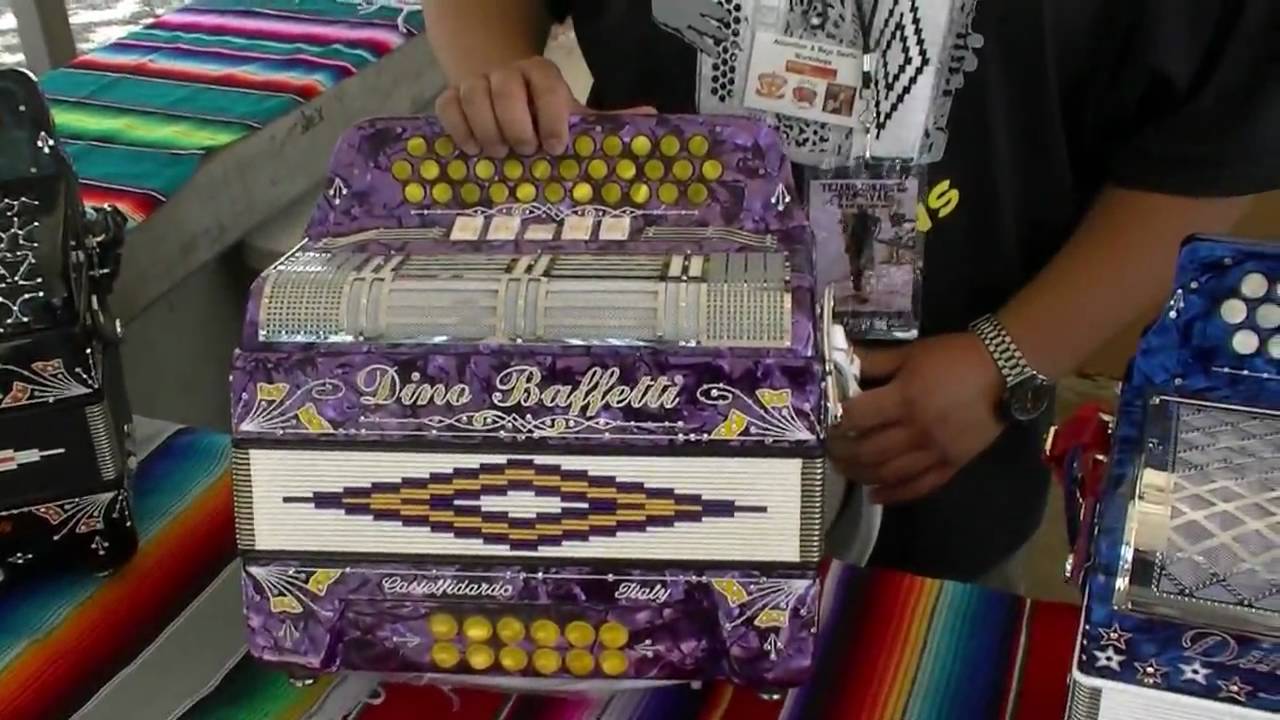 2010 Dino Baffetti Booth Review and Conjunto A&J Acoustic performance Exclusive