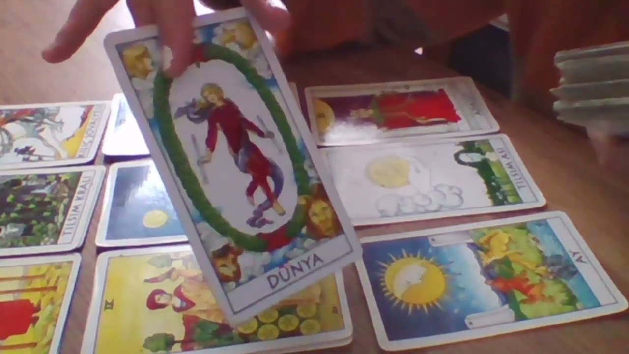 Aklımızdaki Kişi Geliyor Ama Çok Dikkat İstiyor - İlahi Adalet Tarot