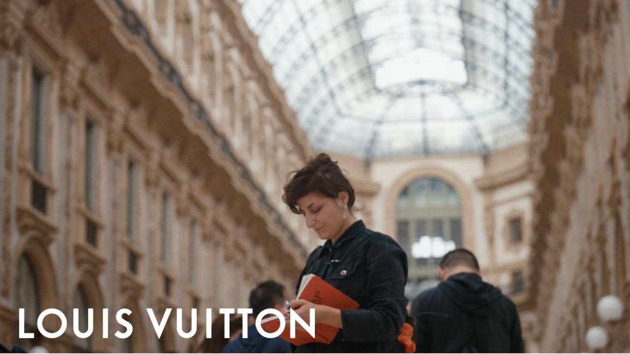 Travel Book Milan | LOUIS VUITTON
