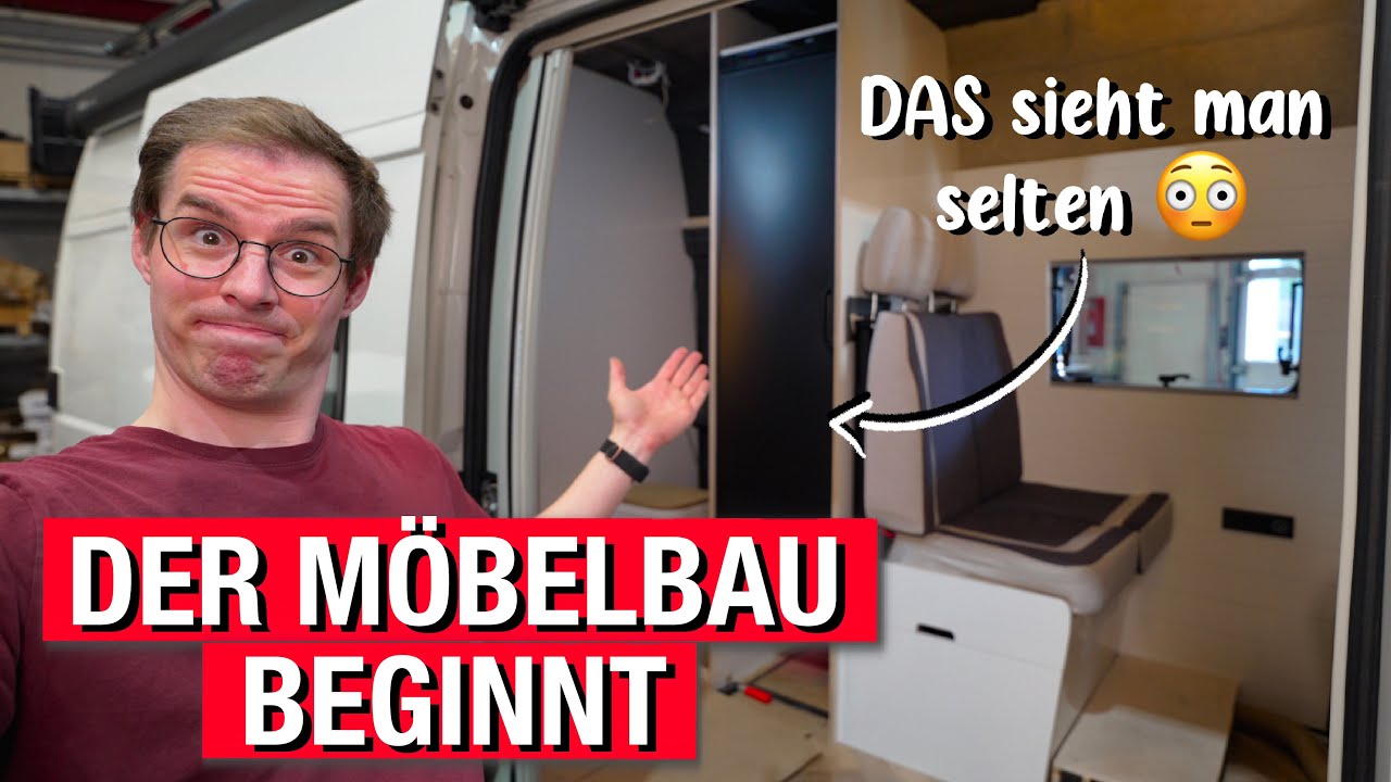SPEZIELLES LAYOUT dank ausziehbarer DINETTEN-SITZBANK & KÜHLSCHRANK // Möbelbau im DIY-Campervan