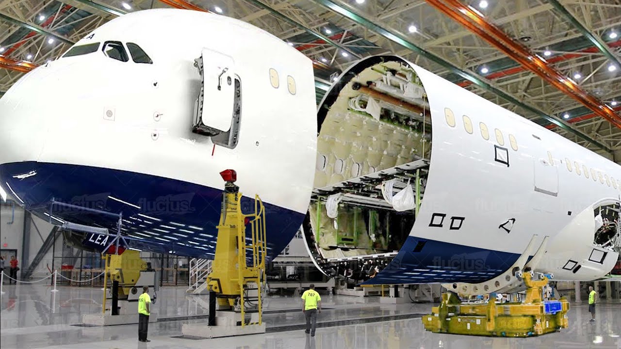 Внутри огромного завода по производству самолетов Airbus A380