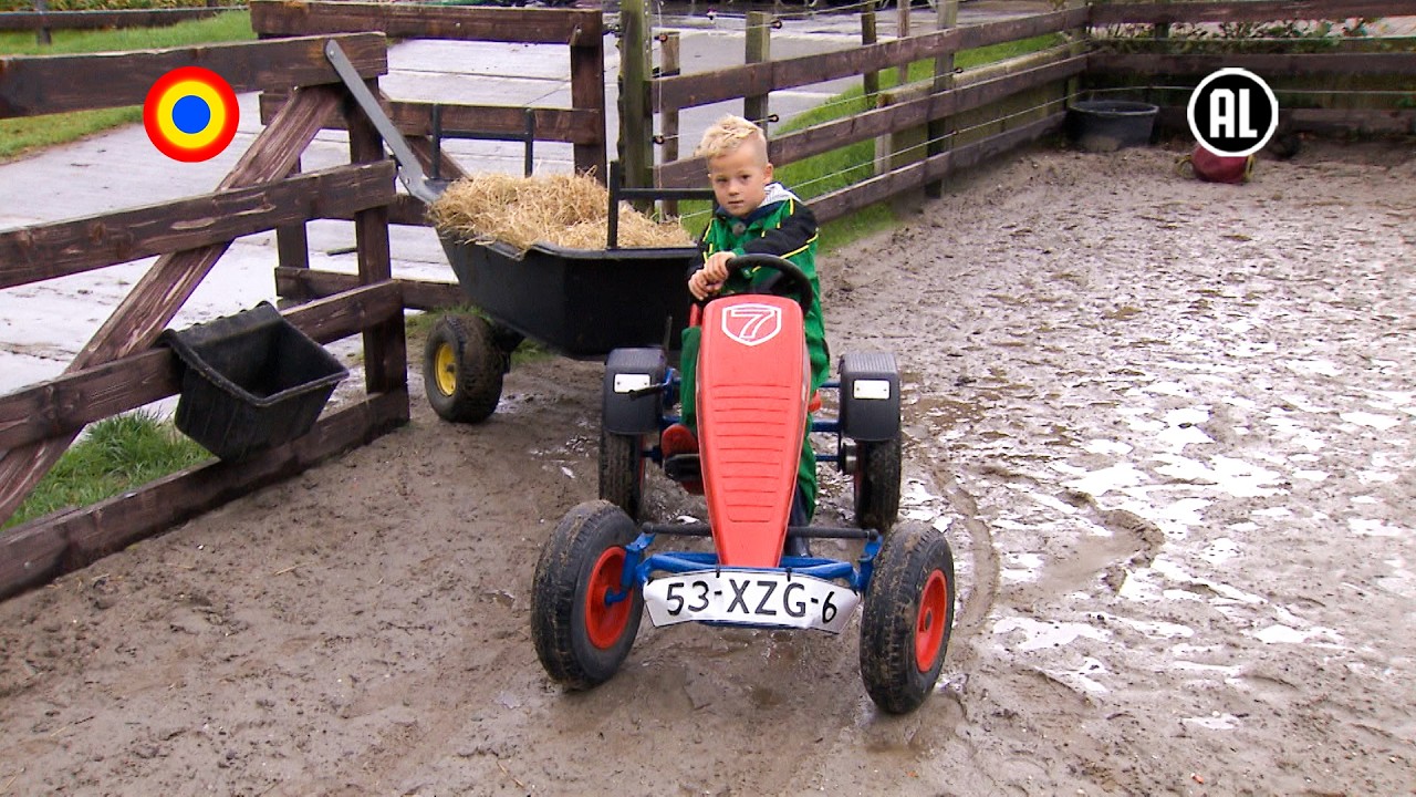 🐴🐴 Luuk verzorgt de paarden | Dit ben ik | Kindertijd KRO-NCRV