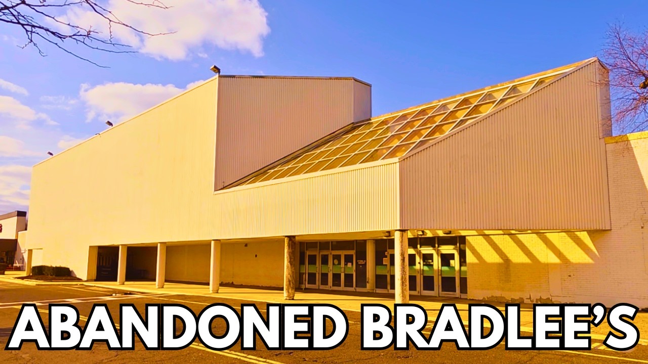 Abandoned Bradlee's - Blockbuster - Neon ShopRite - Bordentown, NJ