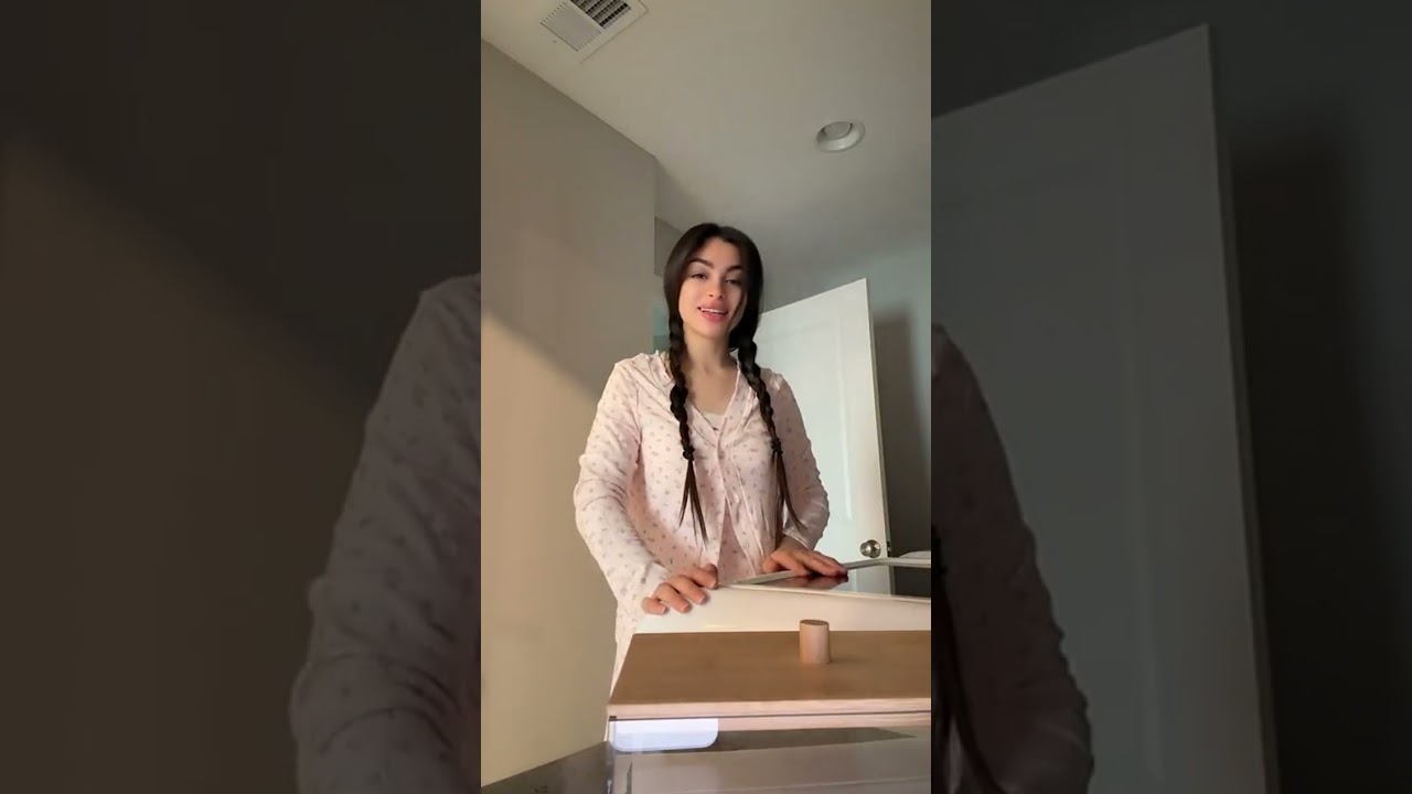 اسيل مروقه الليله 😂