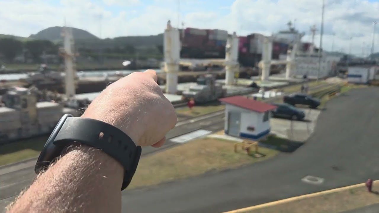 Panama canal lowering in the Lock!