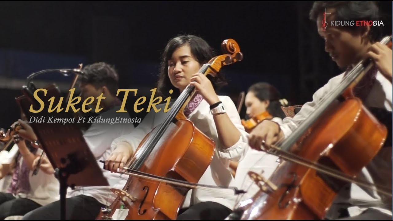 SUKET TEKI - DIDI KEMPOT Ft KIDUNG ETNOSIA ( LIVE Lapangan Sokoliman )