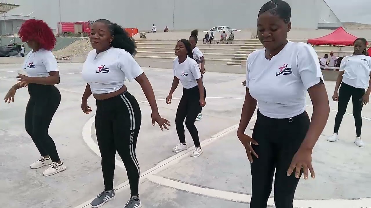 Coreografia  Too Late  Whandy Shay  meninas  da escola toques do semba 