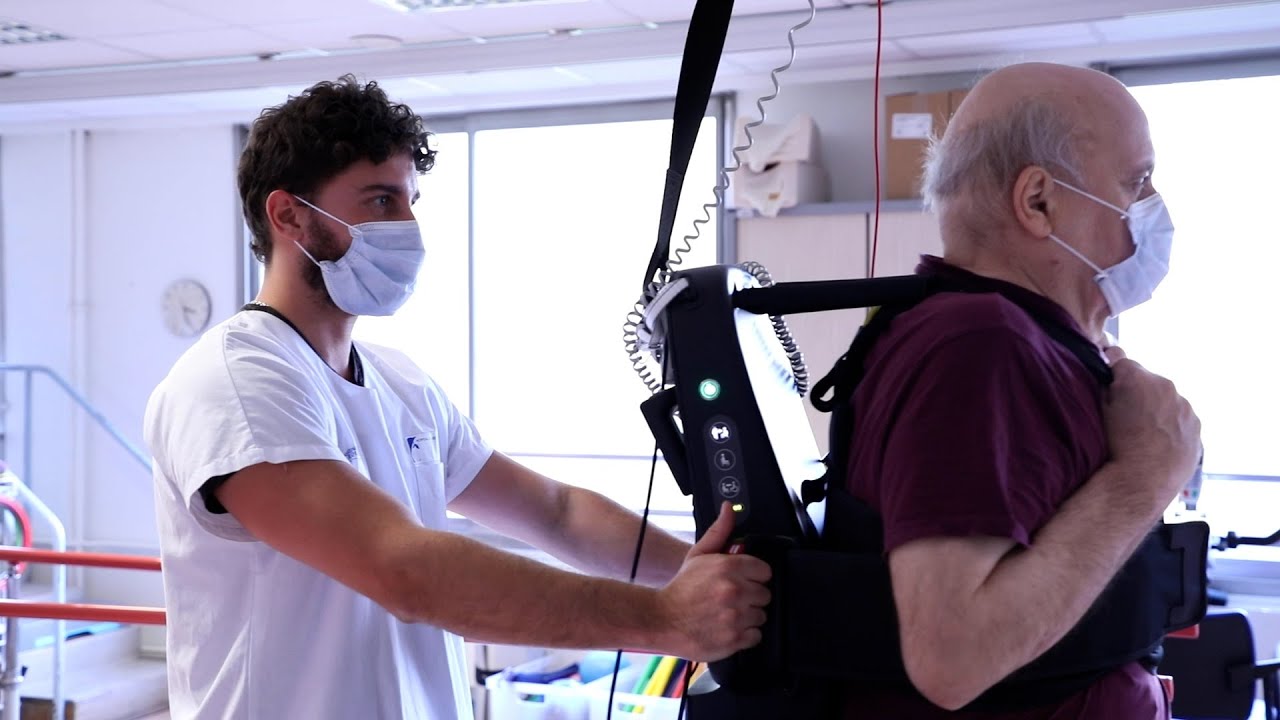 Acquisition d'un exosquelette auto-équilibré à l'hôpital Albert-Chenevier AP-HP