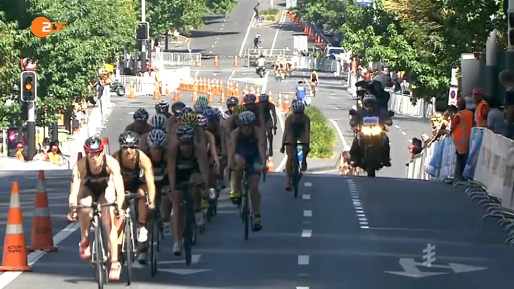 Triathlon  Anne Haug wird Zweite in Auckland  Triathlon ITU Worldcup Weltcup WM