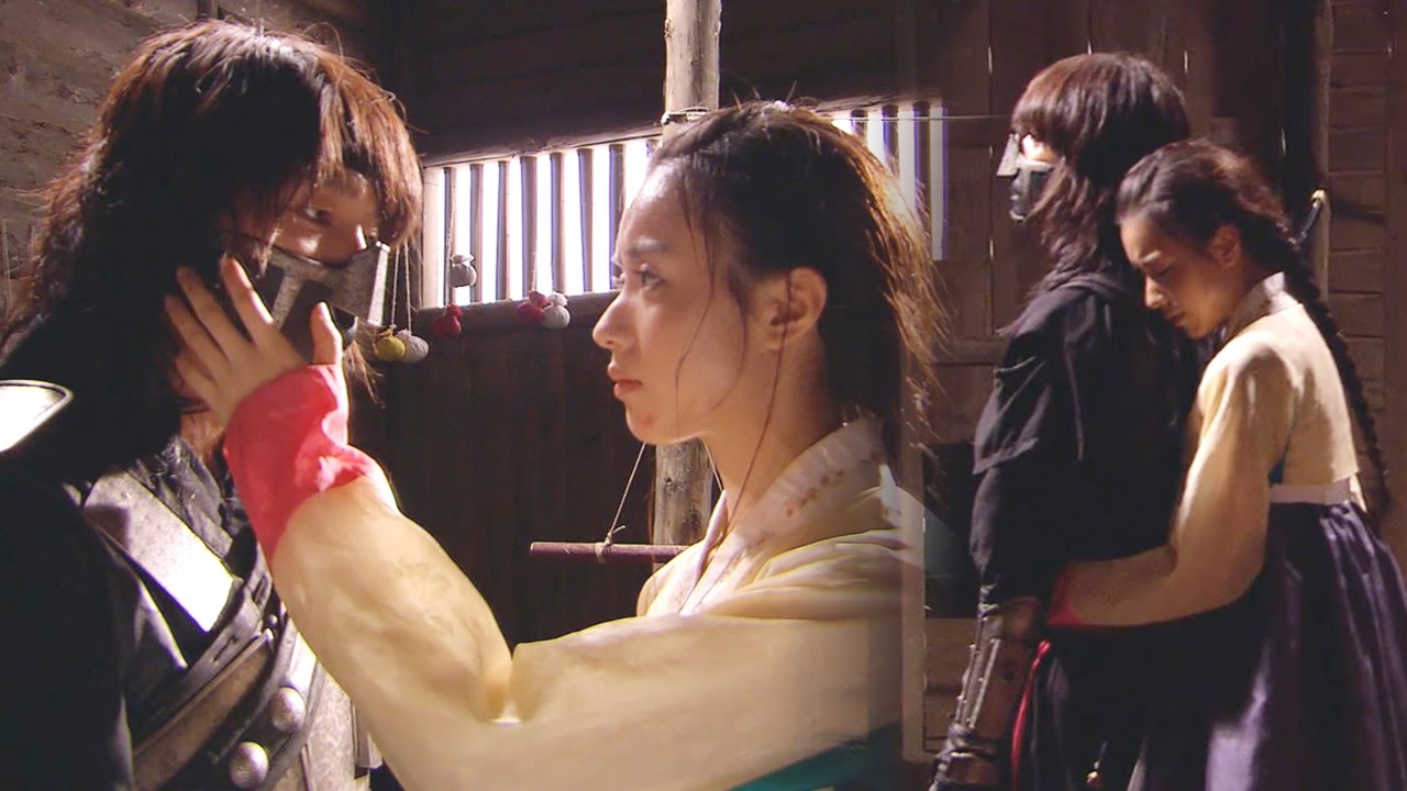 한효주, 위험한 이준기 붙잡으려 &lsquo;백허그&rsquo; @일지매 18회 20080717