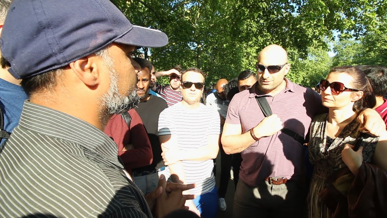 Jesus, Cursed in Bible - Hashim vs Arab Christian | Speakers Corner