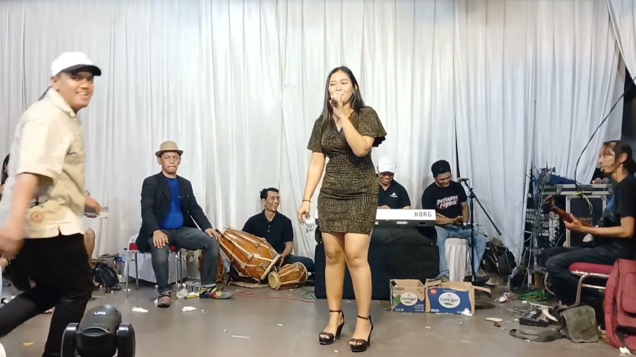 Tiada guna: VOC: ayu anjani / Yulista Entertainment / PMP: yuli bontot