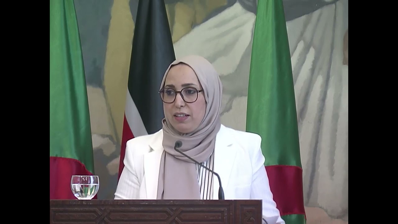 مراسم تسليم قوائم مجموعات الصداقة البرلمانية الجزائرية الإفريقية من قبل رؤساء المجموعات إلى السفراء