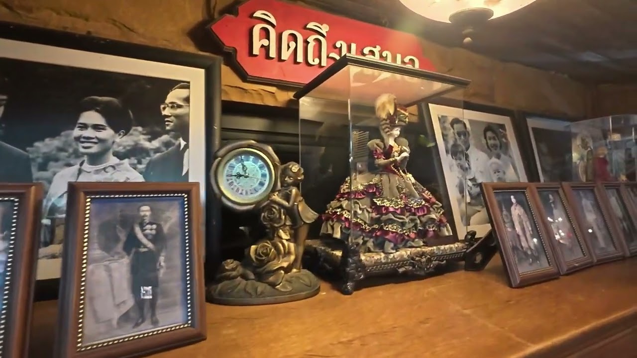 พา พ่อ แม่ น้องสาว กินข้าวที่ บ้านไม้ชายน้ำ  อำเภอปากช่อง นครราชสีมา