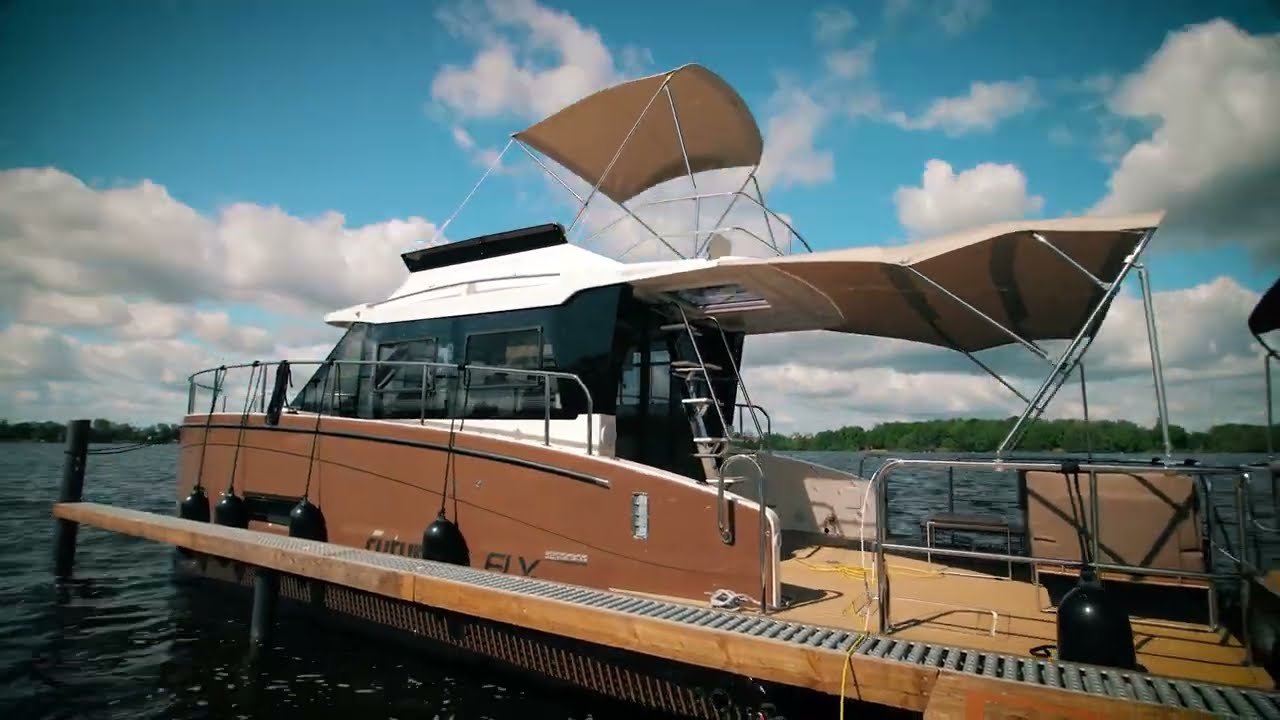 Futura 36 Fly by Cobra Yachts