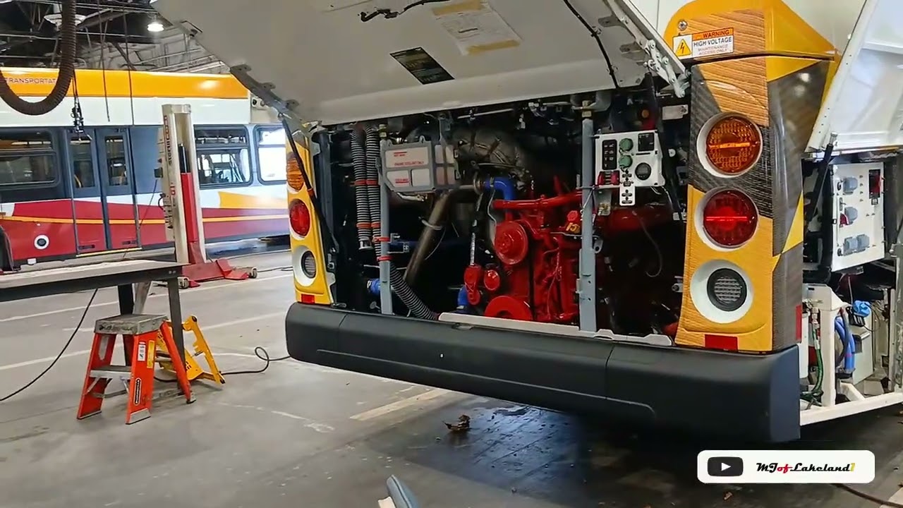 WALK AROUND! 2025 New Flyer XDE40 Hybrid (w/ a breakdown from MDOT MTA's Manager of Warranty)