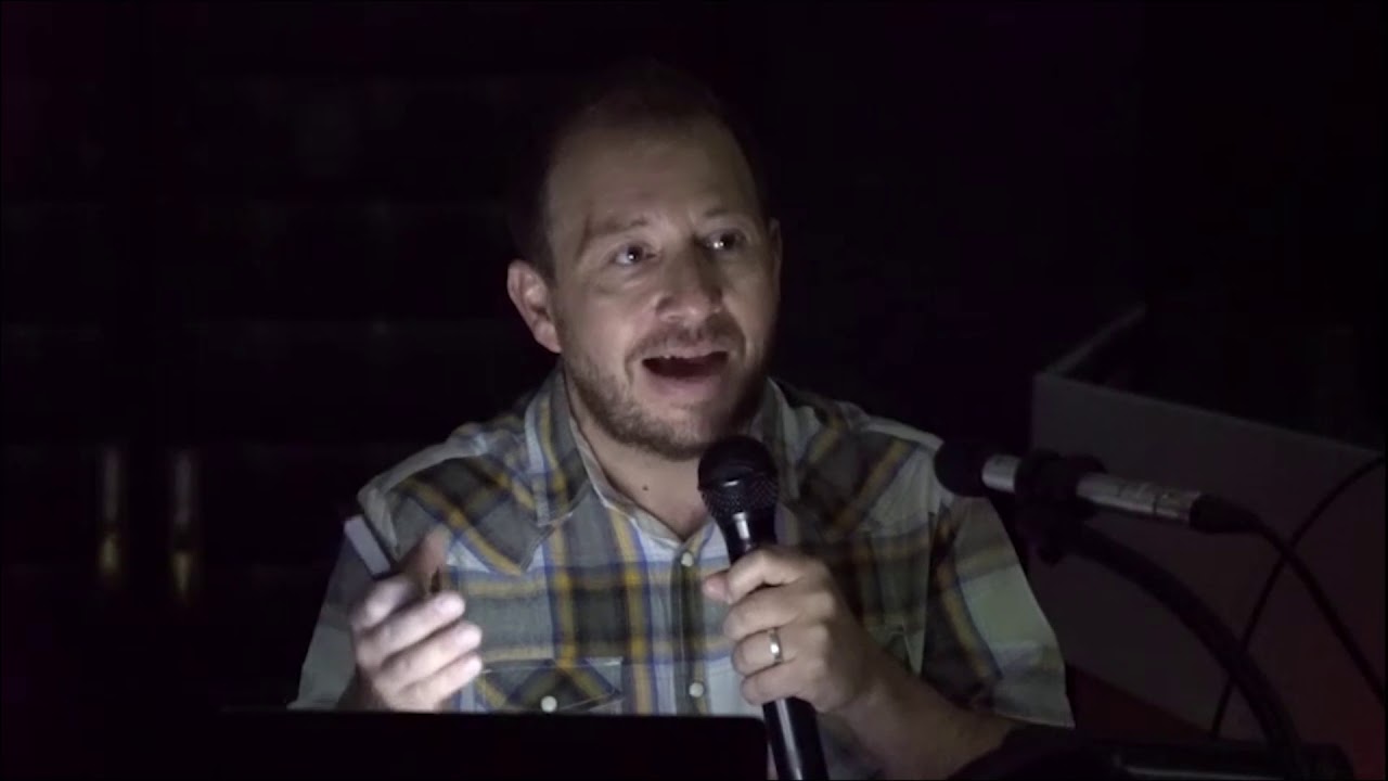 Gabriel León y charla “Cinco mitos de la ciencia moderna”