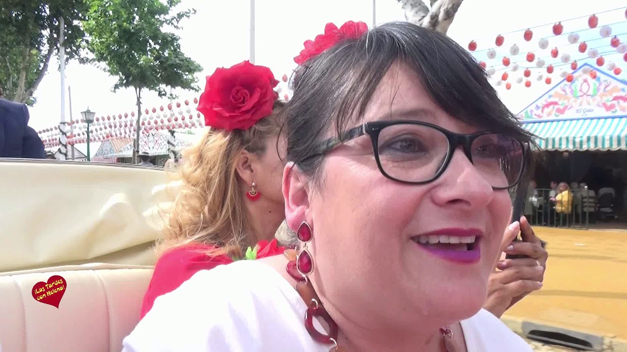Feria de Sevilla 2019 Paseo en coche de Caballos por el recinto Ferial y visita a casetas