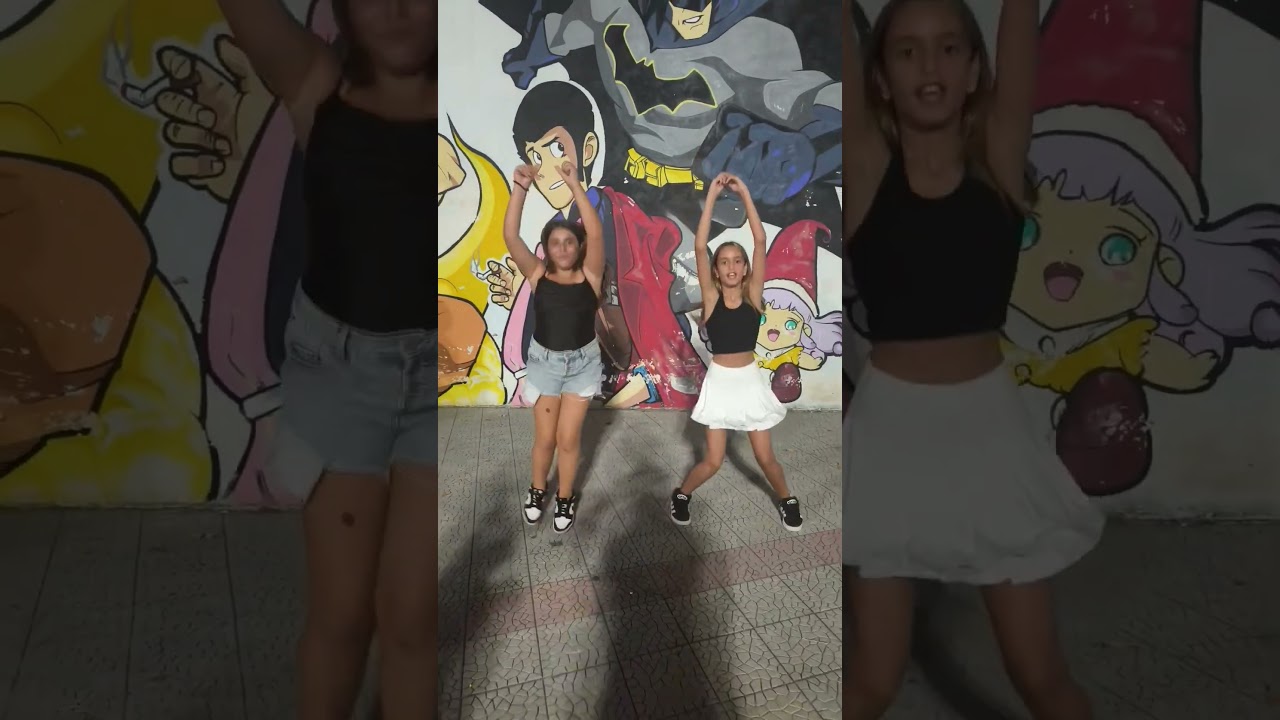 MARTINA MISSY, MAMMATY, MARTY GRANDE E SARA, HUNTRIX - GOLDEN